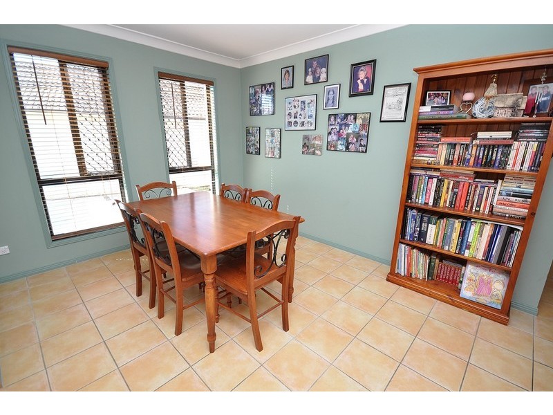 118 Christina Ryan Way, Arundel QLD 4214