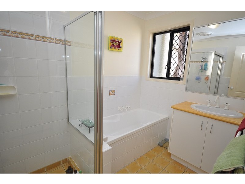 118 Christina Ryan Way, Arundel QLD 4214