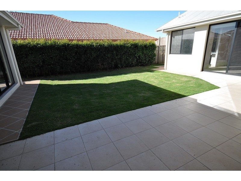 23 Rushcutter Avenue, Oxenford QLD 4210