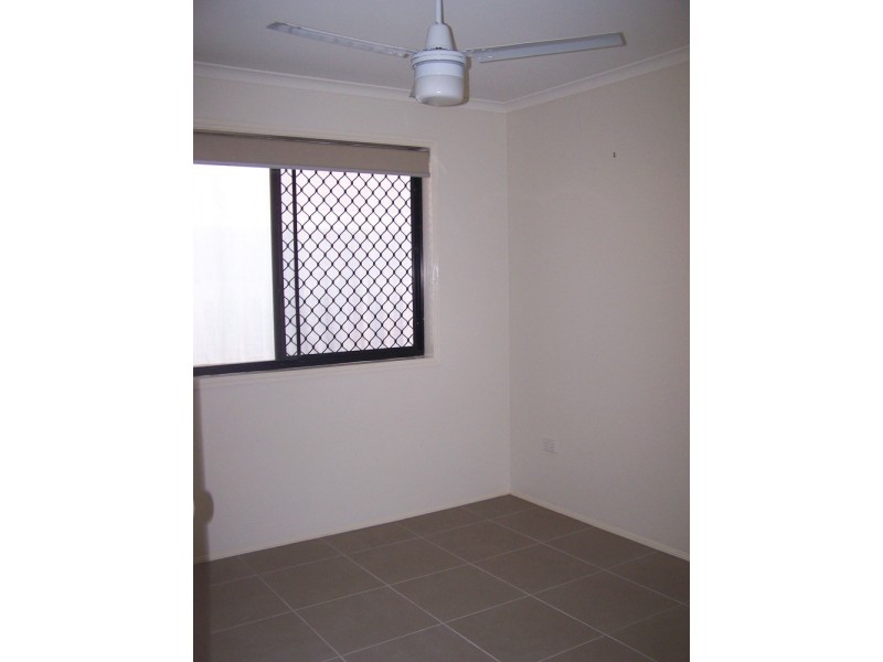 16 Drysdale Lane, Parkwood QLD 4214