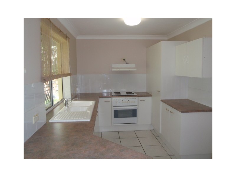 6/6 Buddy Holly Close, Parkwood QLD 4214