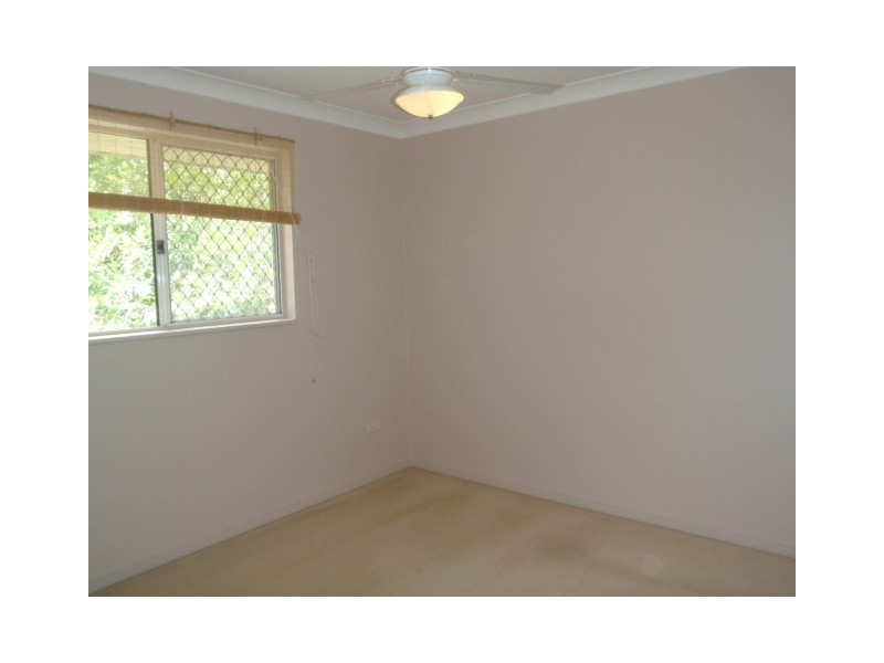 6/6 Buddy Holly Close, Parkwood QLD 4214