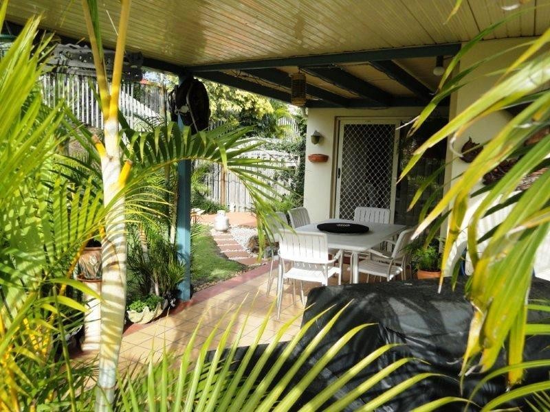 1/113 Greenacre Drive, Parkwood QLD 4214