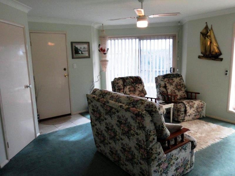 1/113 Greenacre Drive, Parkwood QLD 4214