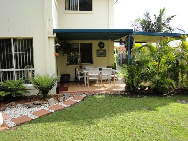 1/113 Greenacre Drive, Parkwood QLD 4214