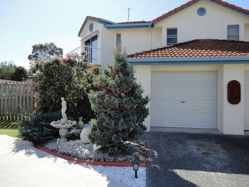 1/113 Greenacre Drive, Parkwood QLD 4214