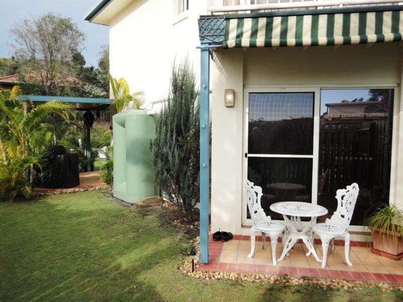 1/113 Greenacre Drive, Parkwood QLD 4214