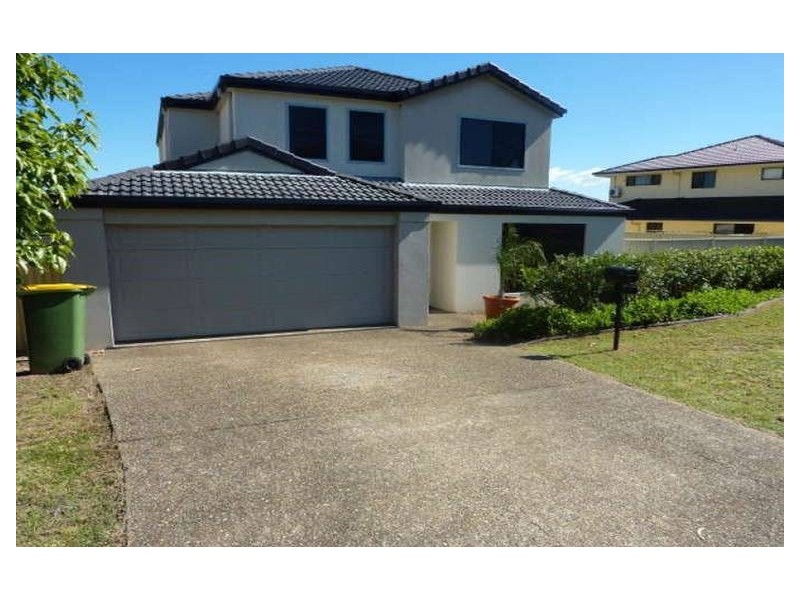 74 Golden Bear Drive, Arundel QLD 4214