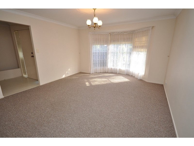 8 Mansfield Court, Parkwood QLD 4214