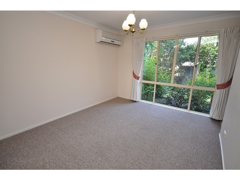 8 Mansfield Court, Parkwood QLD 4214