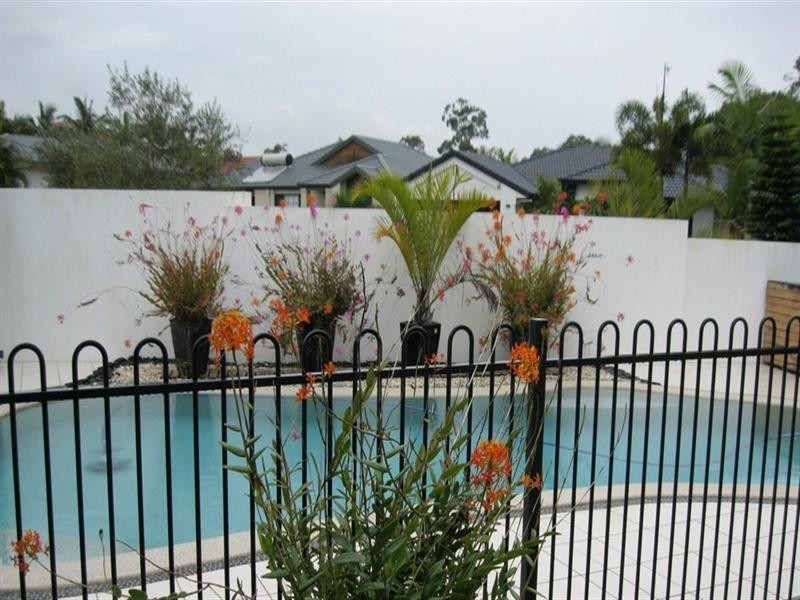 19 Portreeves Place, Arundel QLD 4214