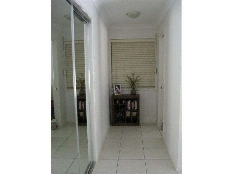 19 Portreeves Place, Arundel QLD 4214