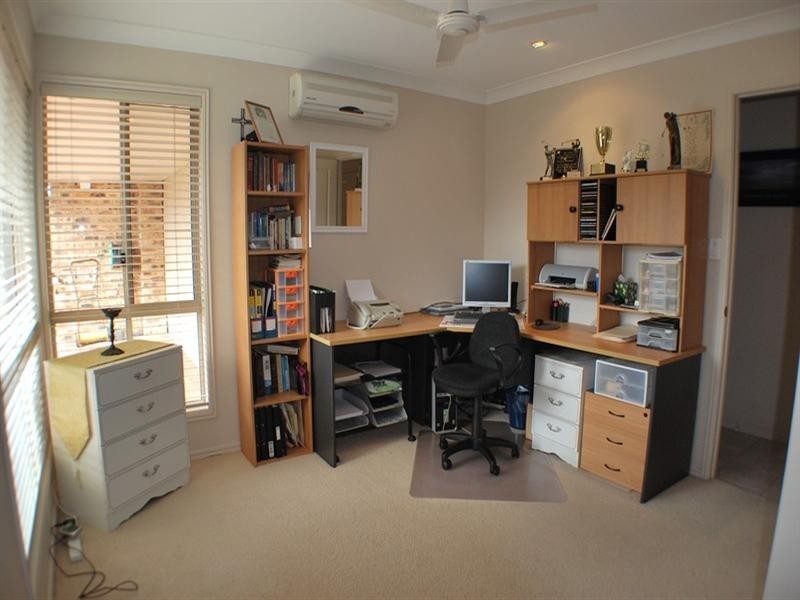 18 Clubhouse Drive, Arundel QLD 4214