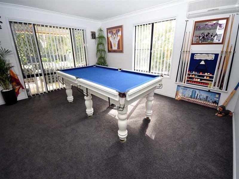 3 Delonix Court, Arundel QLD 4214