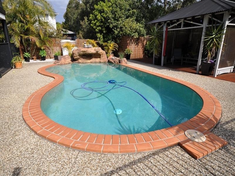 3 Delonix Court, Arundel QLD 4214