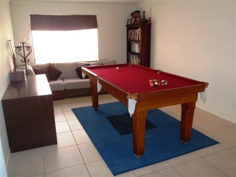 4 Fitzalan Circuit, Arundel QLD 4214