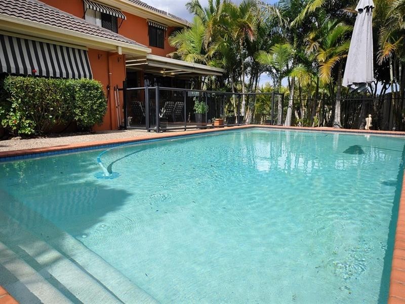 21 O’Brien Court, Arundel QLD 4214