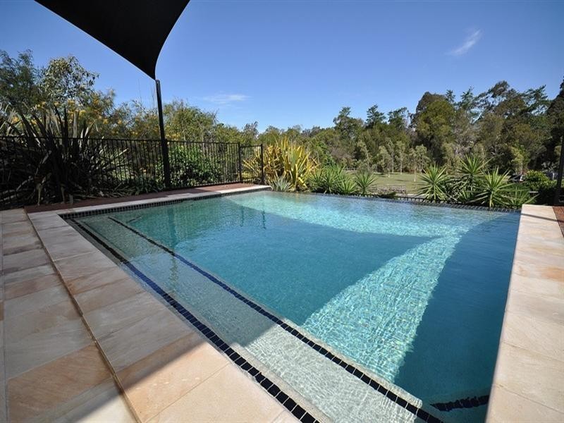 21 Pasture Place, Mount Nathan QLD 4211