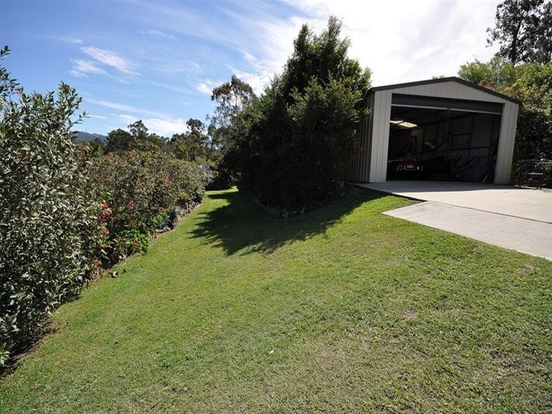 21 Pasture Place, Mount Nathan QLD 4211