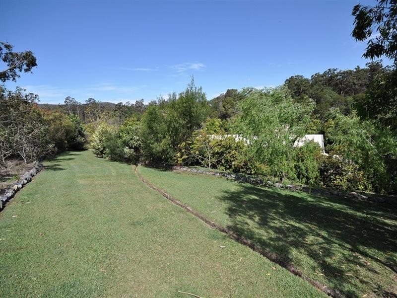 21 Pasture Place, Mount Nathan QLD 4211