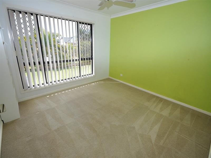 14 Leeds Close, Arundel QLD 4214