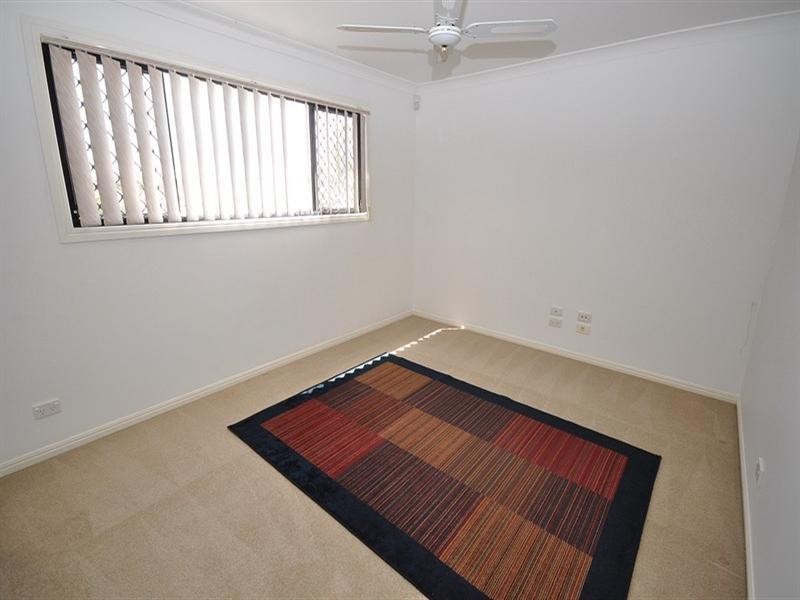 14 Leeds Close, Arundel QLD 4214