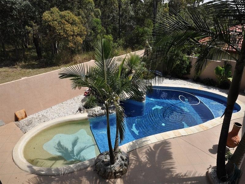 14 Leeds Close, Arundel QLD 4214