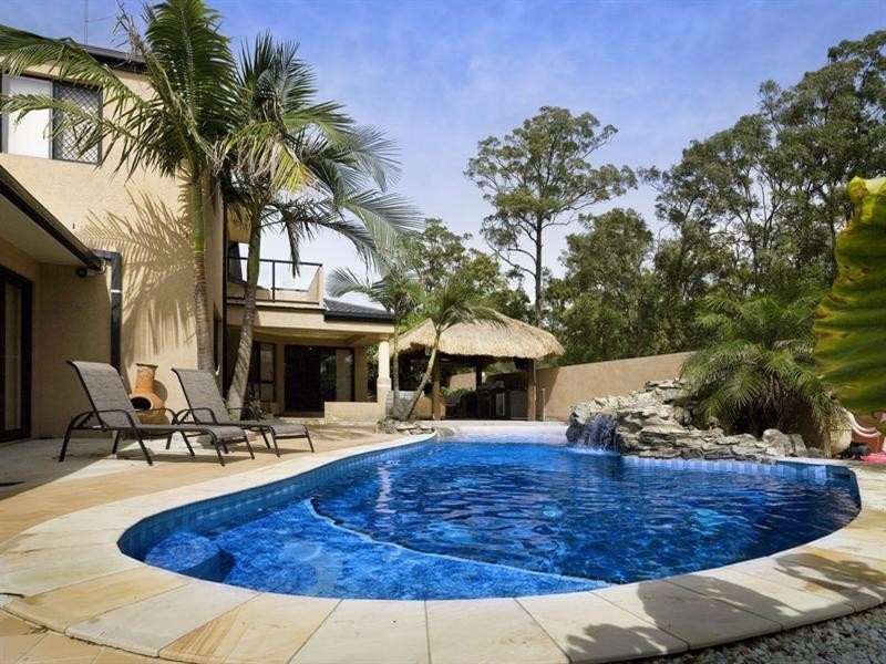 14 Leeds Close, Arundel QLD 4214