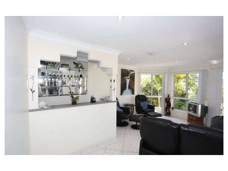 12 Benalla Court, Parkwood QLD 4214