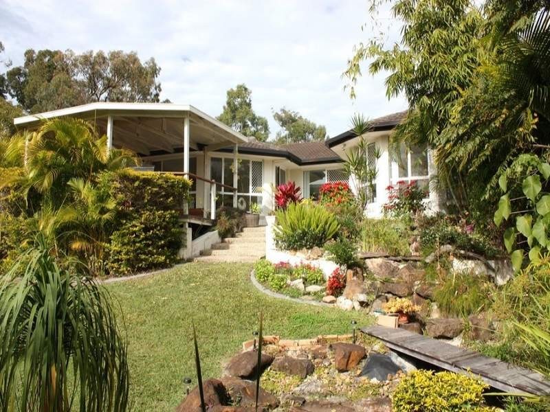 12 Benalla Court, Parkwood QLD 4214