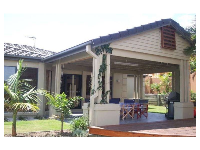13 Nottinghill Gate Drive, Arundel QLD 4214
