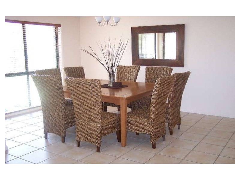 13 Nottinghill Gate Drive, Arundel QLD 4214