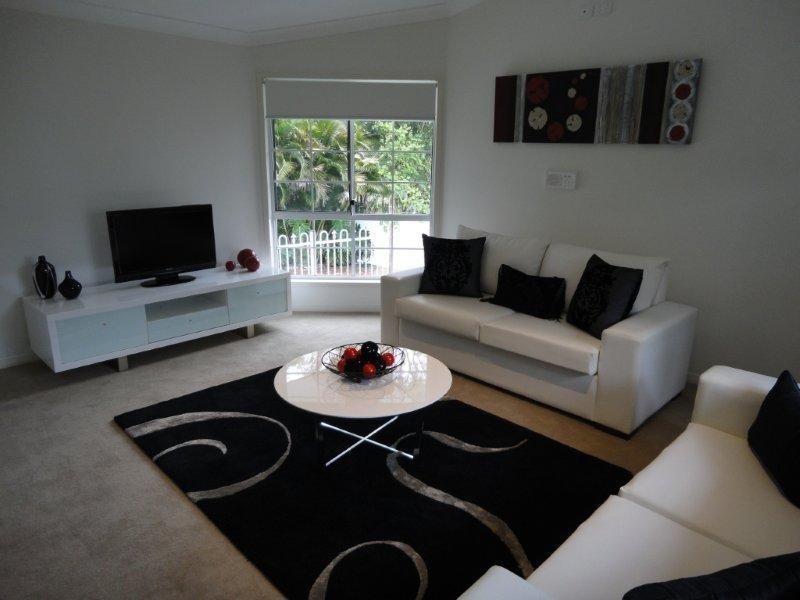 7 Cherry Alder Court, Arundel QLD 4214
