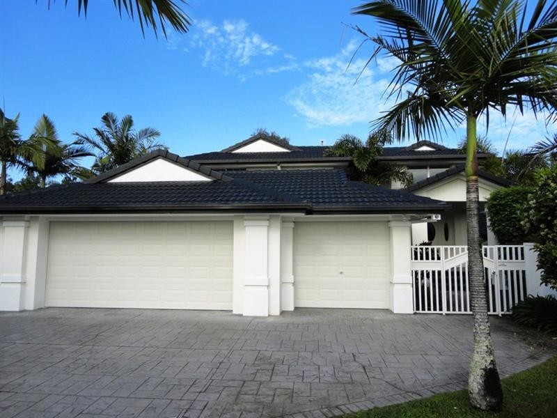 7 Cherry Alder Court, Arundel QLD 4214