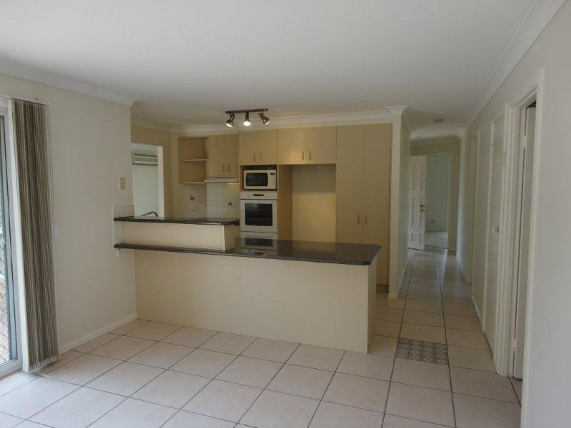 5 Davis Court, Parkwood QLD 4214