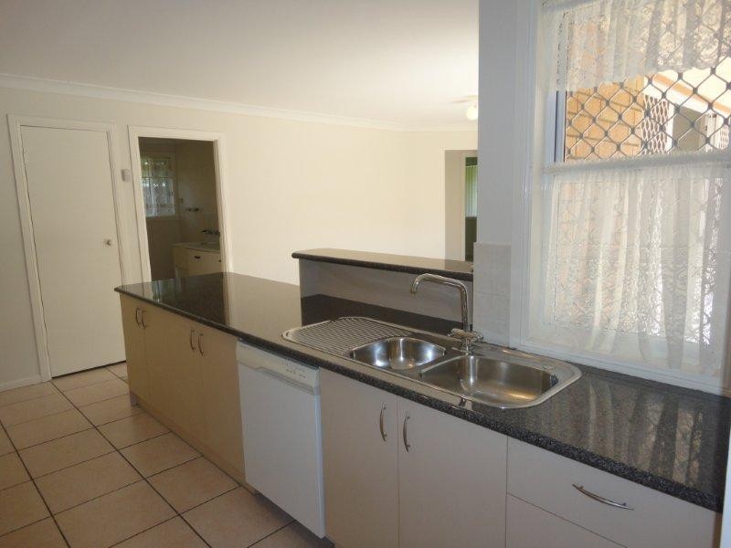 5 Davis Court, Parkwood QLD 4214