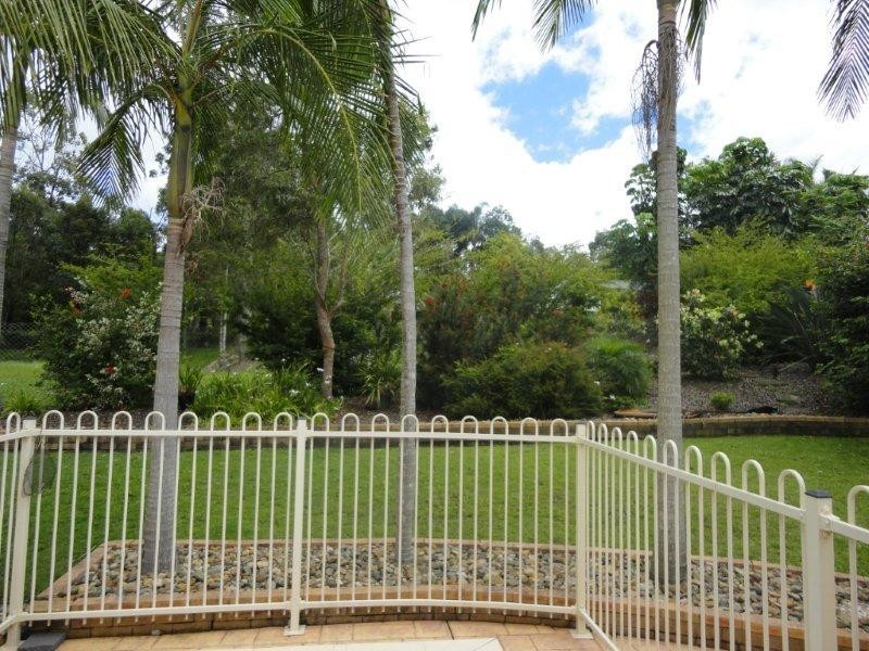 5 Davis Court, Parkwood QLD 4214