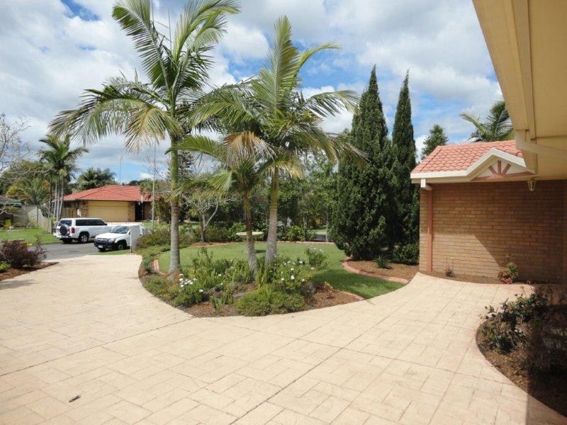 5 Davis Court, Parkwood QLD 4214