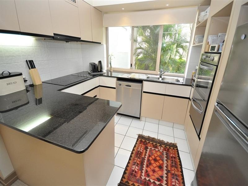 20/76 Chichester Drive, Arundel QLD 4214