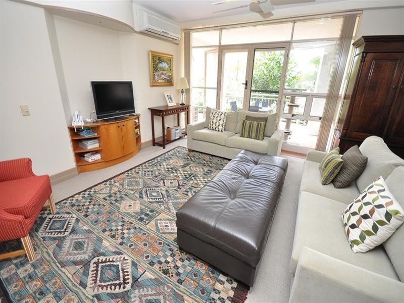 20/76 Chichester Drive, Arundel QLD 4214
