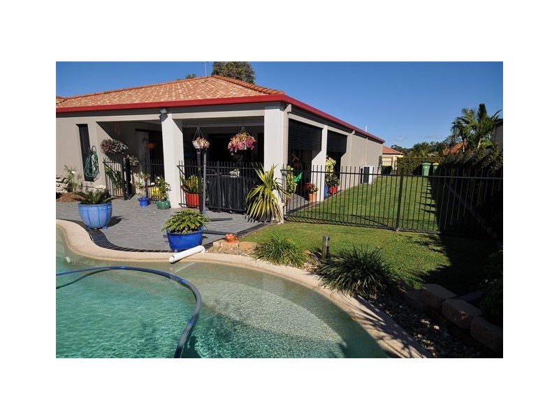 5 Orpington Court, Arundel QLD 4214