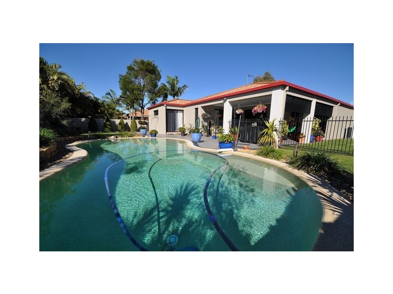 5 Orpington Court, Arundel QLD 4214