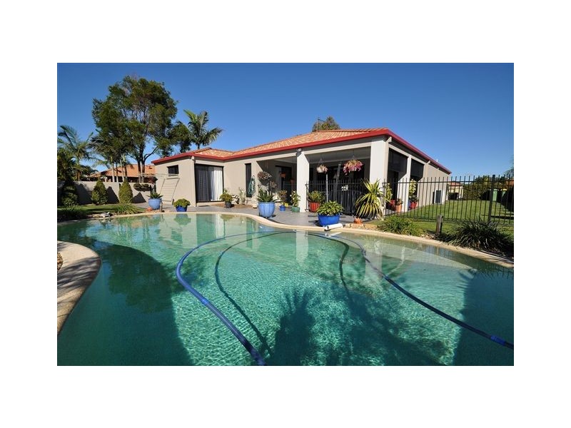 5 Orpington Court, Arundel QLD 4214