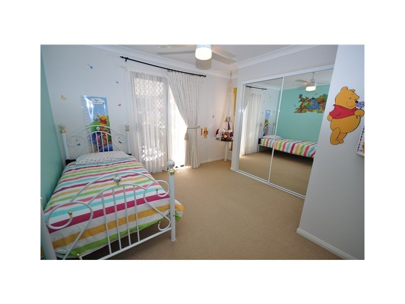 5 Orpington Court, Arundel QLD 4214