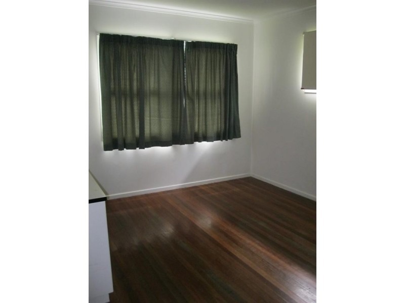 16 Norfolk Avenue, Surfers Paradise QLD 4217