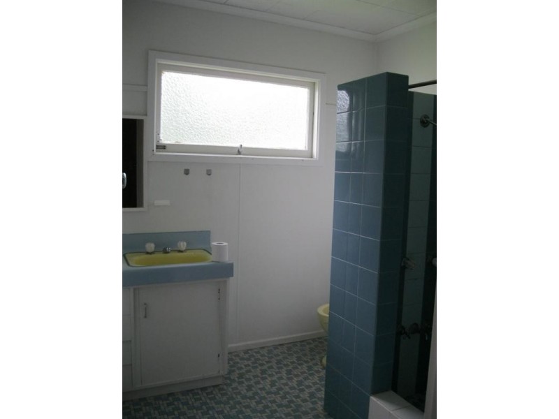 16 Norfolk Avenue, Surfers Paradise QLD 4217