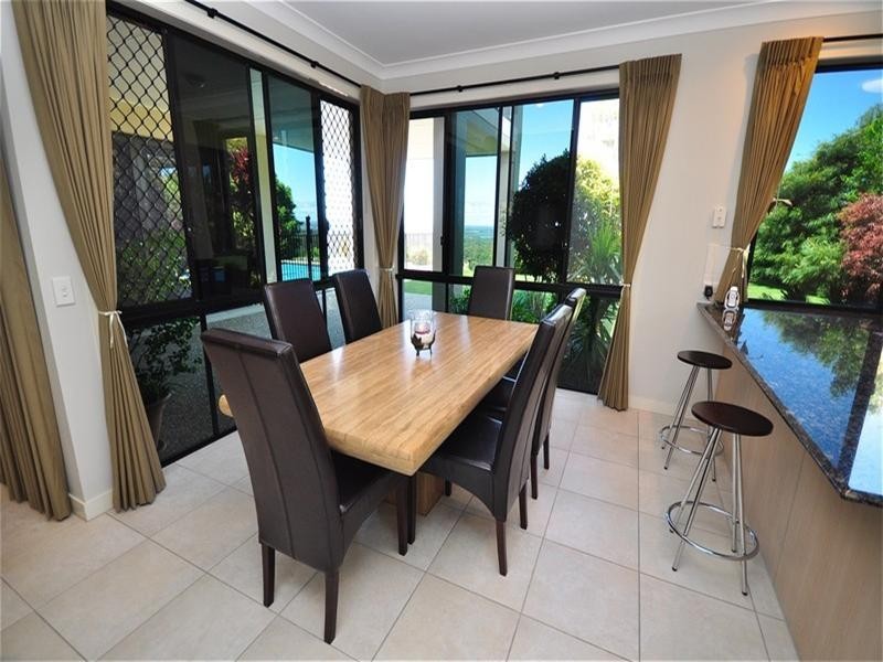 41 Hillary Circuit, Pacific Pines QLD 4211