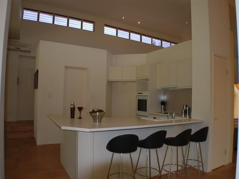 48 Fitzalan Circuit, Arundel QLD 4214