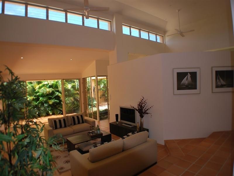 48 Fitzalan Circuit, Arundel QLD 4214