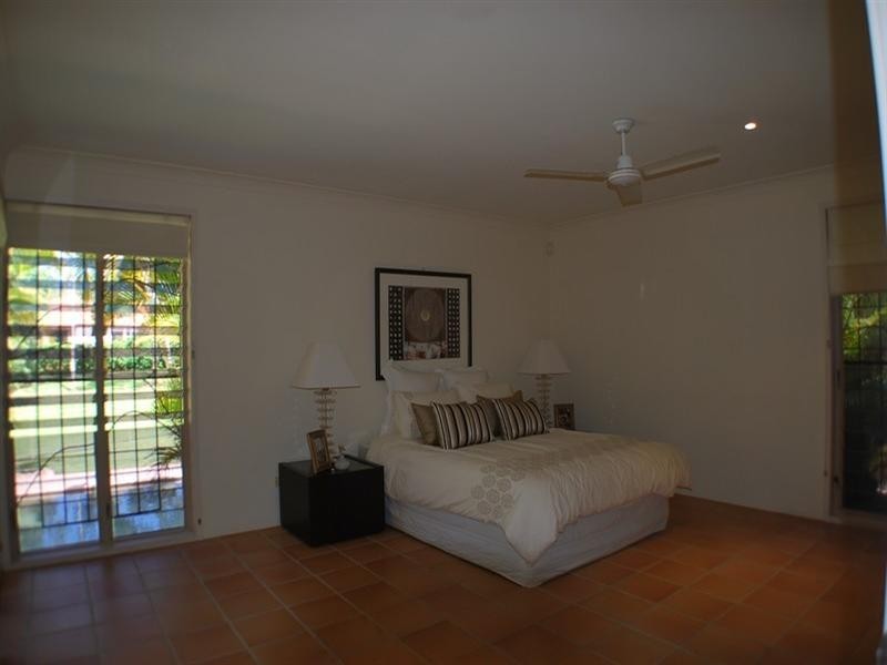 48 Fitzalan Circuit, Arundel QLD 4214